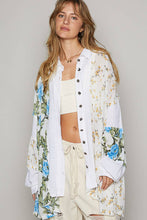 Load image into Gallery viewer, In the Details POL Floral Top
