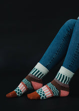 Load image into Gallery viewer, Colorful Mismatch Socks-
