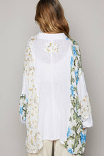 Load image into Gallery viewer, In the Details POL Floral Top
