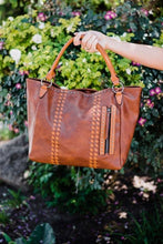 Load image into Gallery viewer, Ashlyn Oversized Tote
