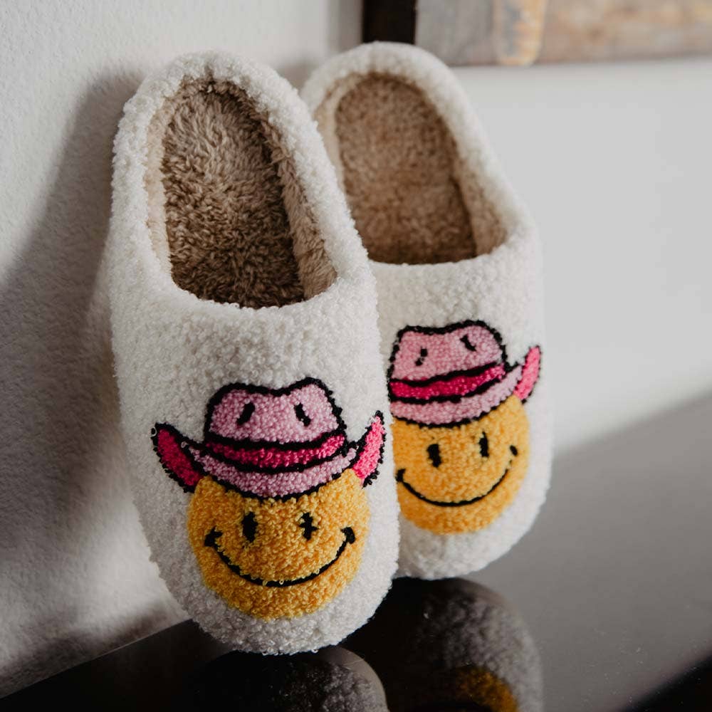 Smilin’ COWGIRL Western Fuzzy Slippers