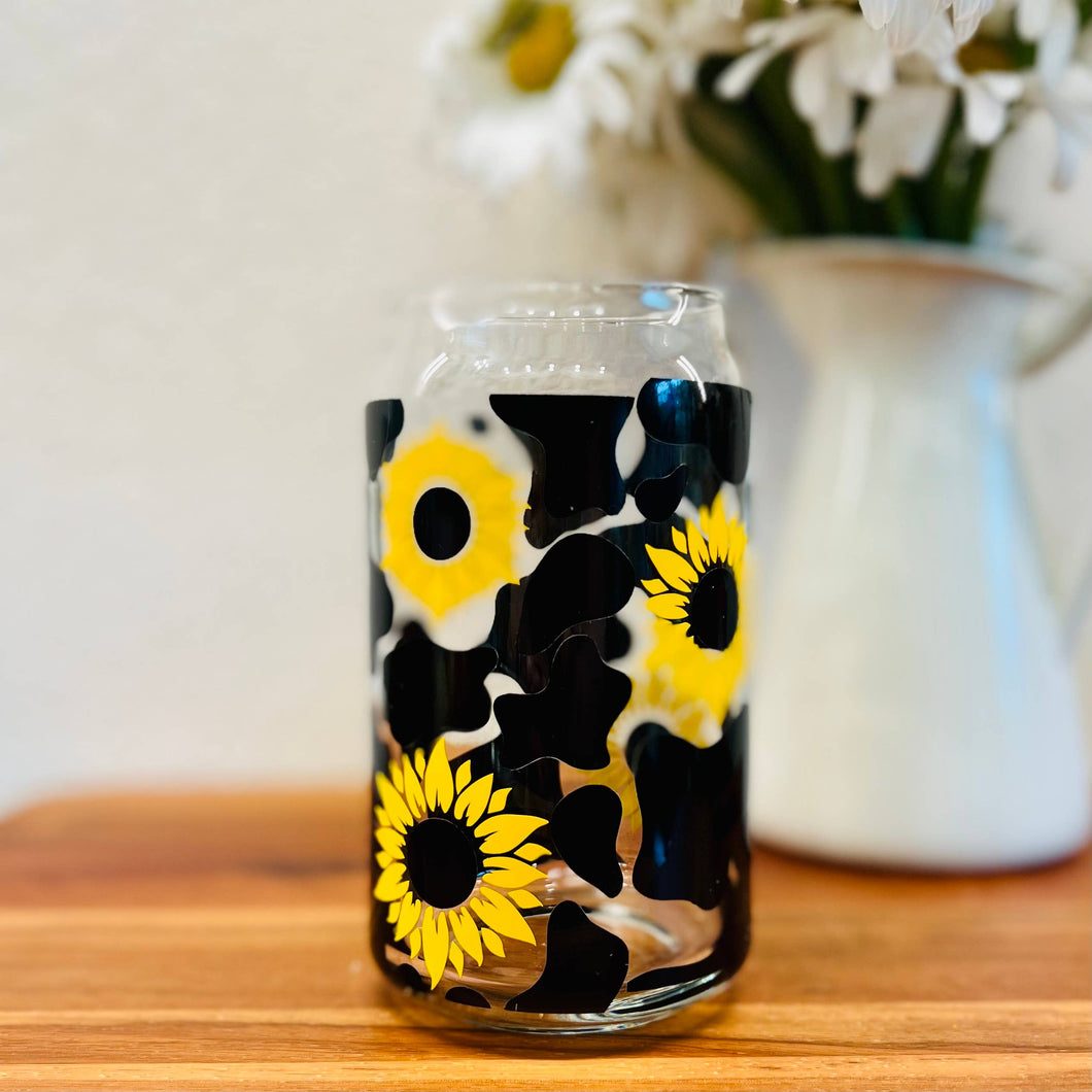 Charlotte Nadine Creations - Cow + Sunflowers Can Glass Cup