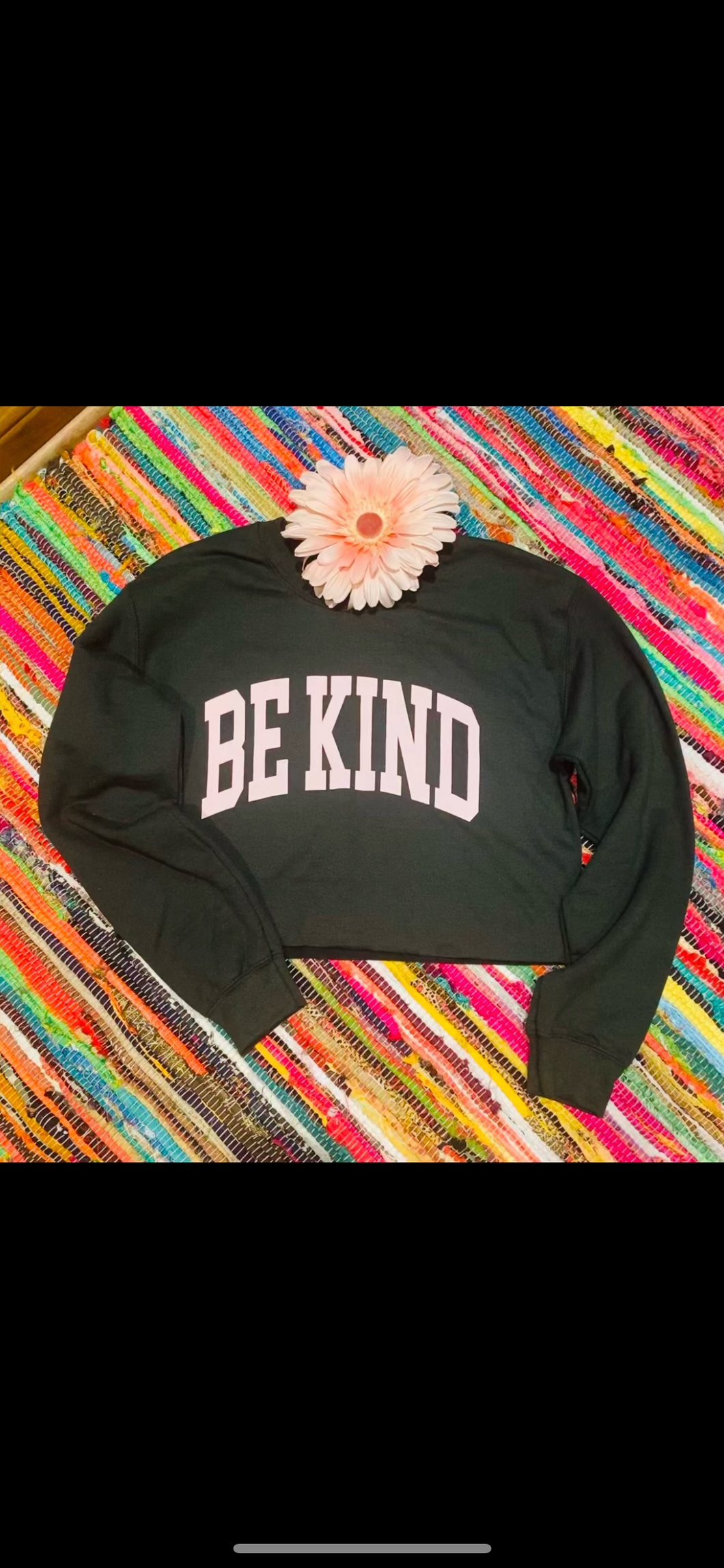 Be Kind Cropped Crew-Hunter Green